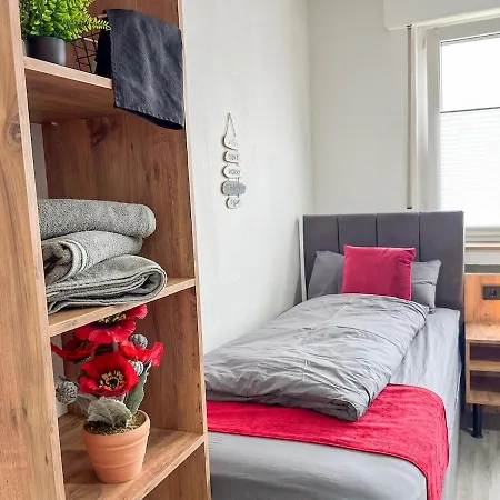 Serviceroom24 - 1 In Wlan - Smart-tv - 24-7 Check-in Und Kueche