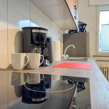 Serviceroom24 - 1 In Wlan - Smart-tv - 24-7 Check-in Und Küche Apartment Gladbeck