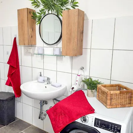 Serviceroom24 - 1 In Wlan - Smart-tv - 24-7 Check-in Und Küche Apartment *