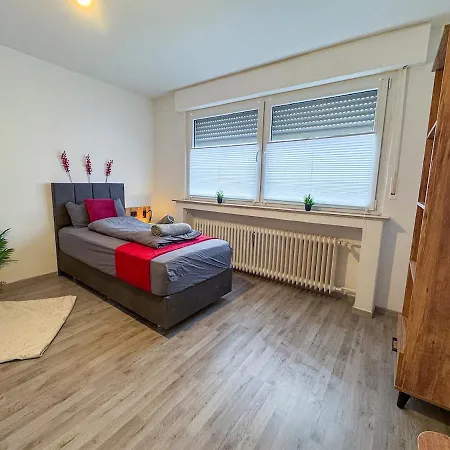 Serviceroom24 - 1 In Wlan - Smart-tv - 24-7 Check-in Und Küche Apartment Gladbeck