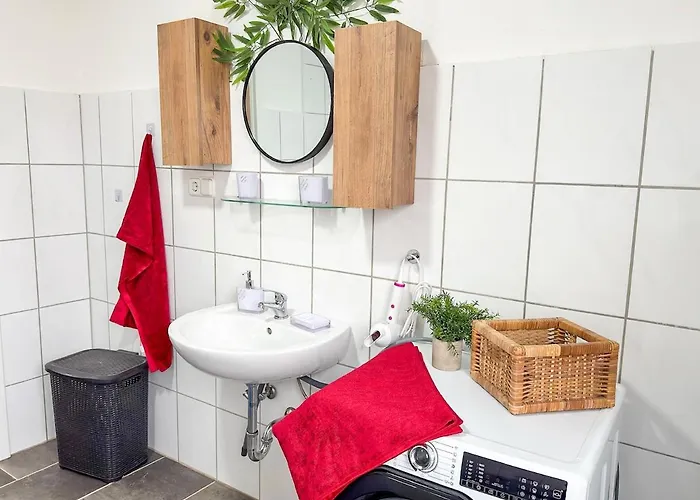 Serviceroom24 - 1 In Wlan - Smart-tv - 24-7 Check-in Und Küche Apartamento *